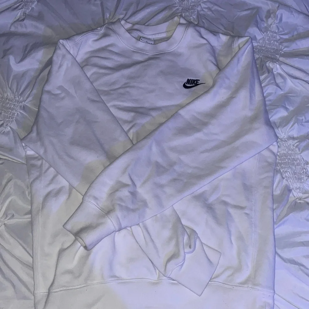 Nike crew neck - Picture 1 of 2